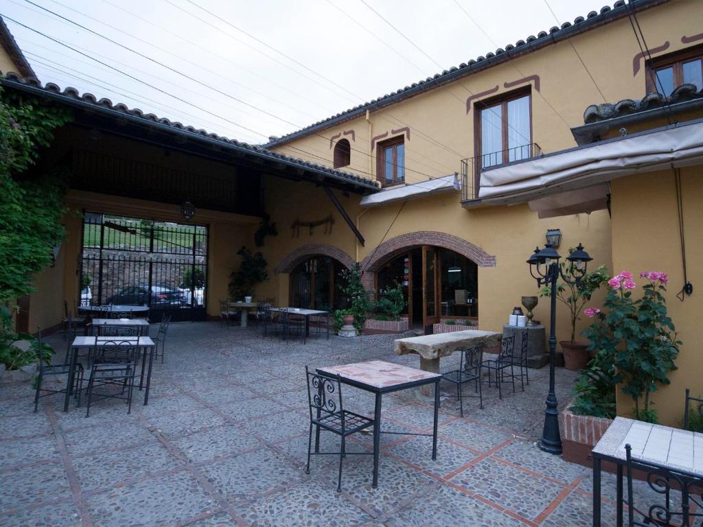 La Hosteria De Oropesa Exterior photo