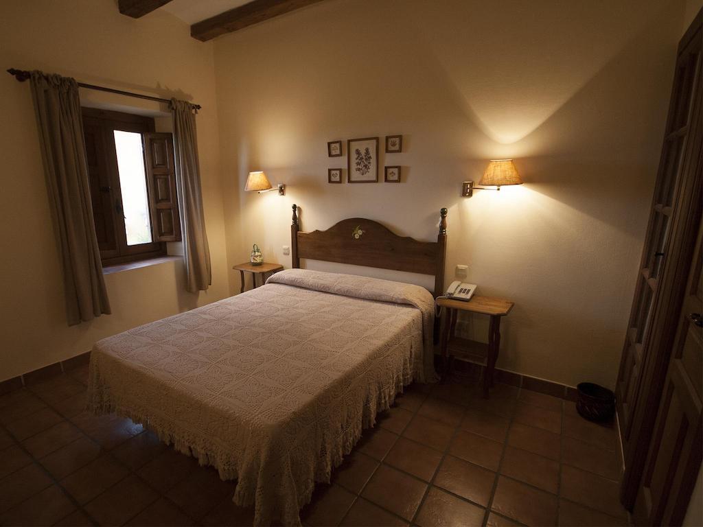 La Hosteria De Oropesa Room photo