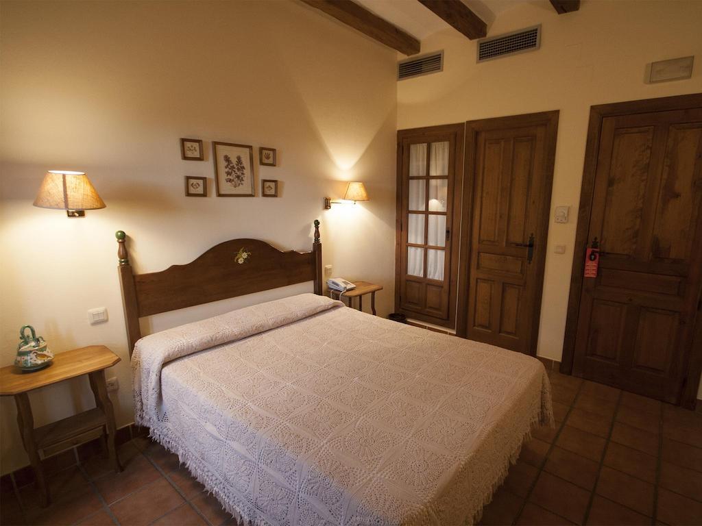 La Hosteria De Oropesa Room photo