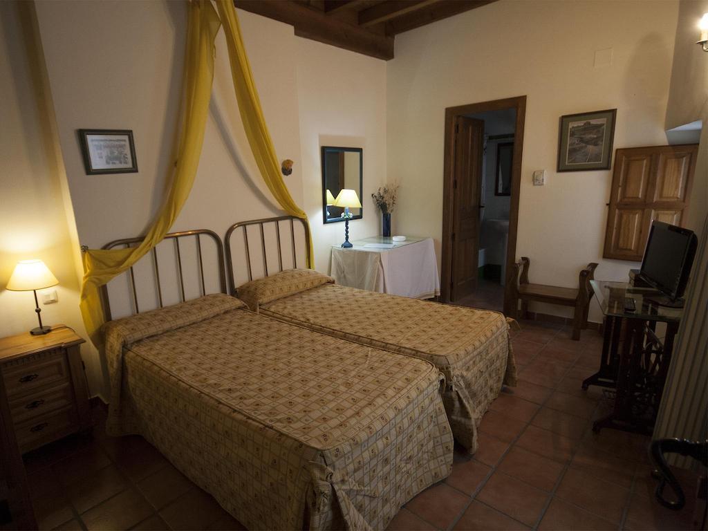 La Hosteria De Oropesa Room photo